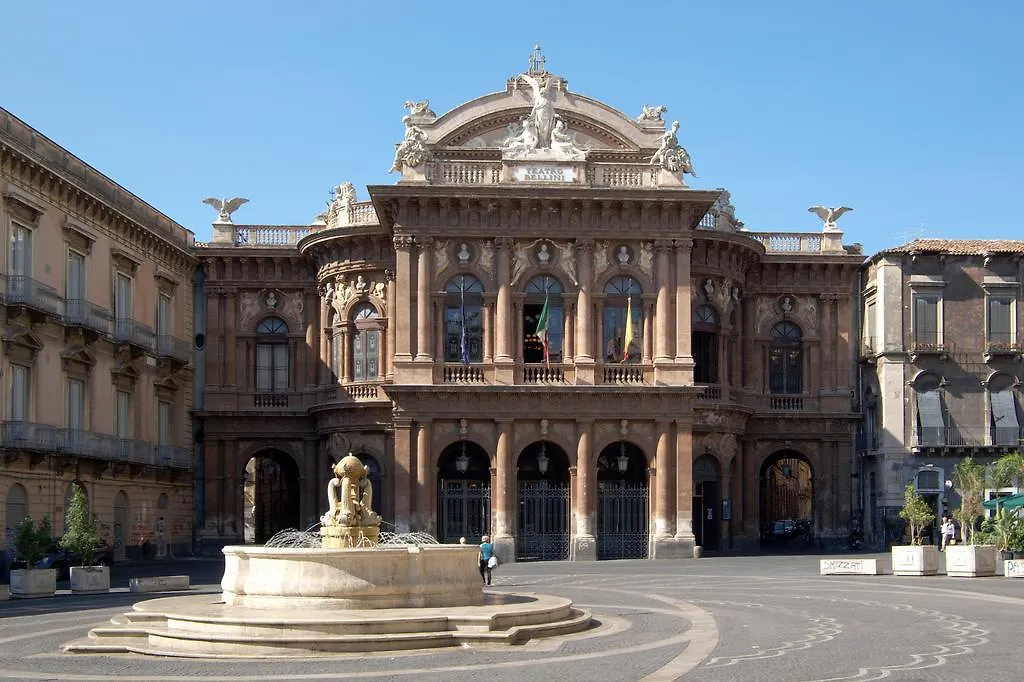 Apartment Appartamento Al Teatro Massimo Catania Italy